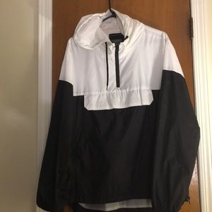 Men’s windbreaker